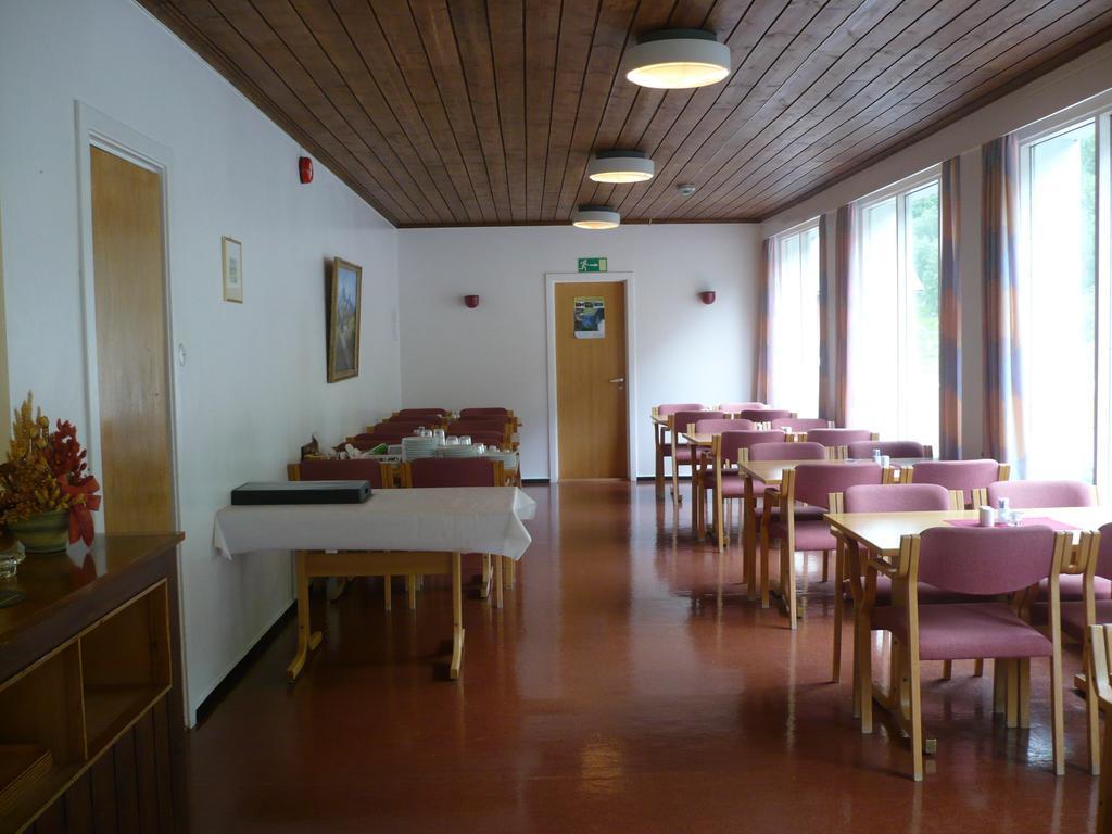Hi Borlaug Vandrerhjem Borgund Exterior photo